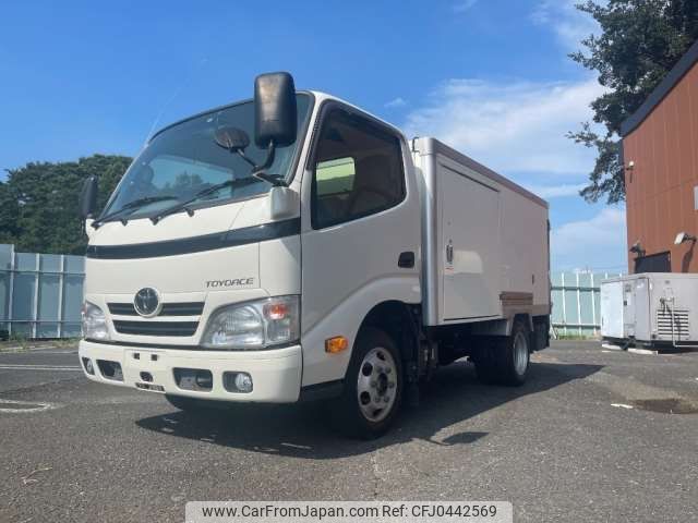 toyota dyna-truck 2016 -TOYOTA--Dyna LDF-KDY231--KDY231-8024926---TOYOTA--Dyna LDF-KDY231--KDY231-8024926- image 1