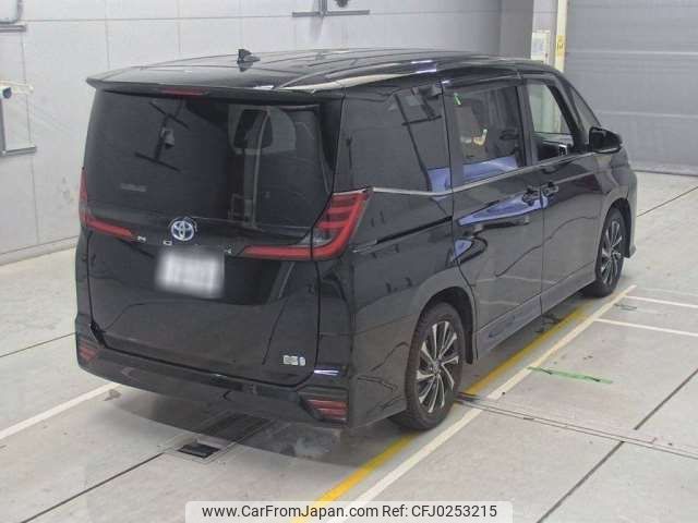 toyota noah 2023 -TOYOTA 【岐阜 303ﾅ2682】--Noah 6AA-ZWR90W--ZWR90-0107392---TOYOTA 【岐阜 303ﾅ2682】--Noah 6AA-ZWR90W--ZWR90-0107392- image 2