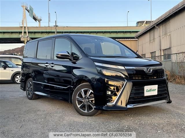 toyota voxy 2018 -TOYOTA--Voxy DBA-ZRR80W--ZRR80-0397742---TOYOTA--Voxy DBA-ZRR80W--ZRR80-0397742- image 1