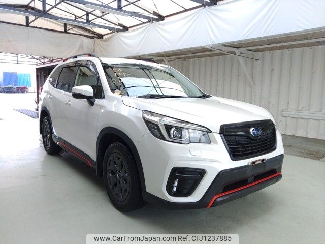 subaru forester 2018 ENHANCEAUTO_1_ea300519 image 1