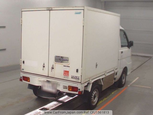 daihatsu hijet-truck 2014 CFJ1561813 image 2