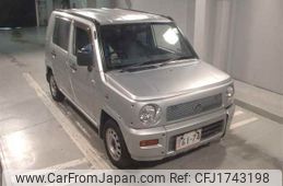 daihatsu naked 2000 CFJ1743198