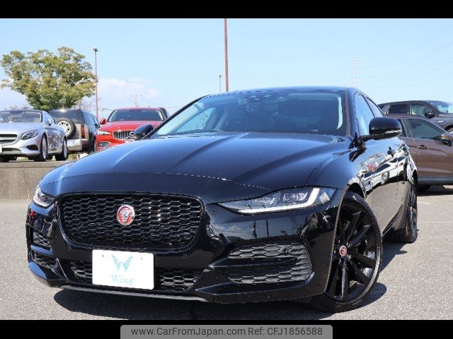 jaguar xe 2020 CFJ1856588 image 1