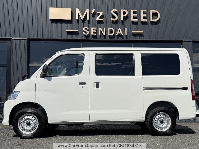 toyota townace-van 2025 CFJ1834318 image 2