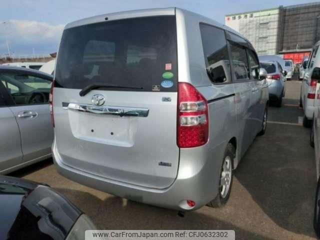 toyota noah 2013 -TOYOTA--Noah DBA-ZRR70G--ZRR70-0600929---TOYOTA--Noah DBA-ZRR70G--ZRR70-0600929- image 2