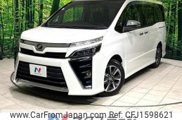 toyota voxy 2018 CFJ1598621