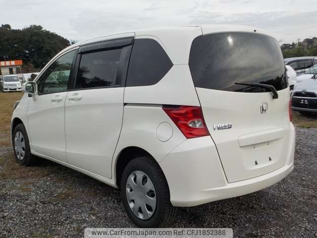 honda freed 2011 CFJ1852388 image 2