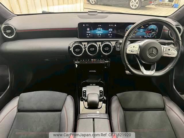 mercedes-benz a-class 2019 CFJ1821920 image 2