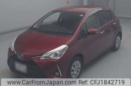 toyota vitz 2019 CFJ1842719