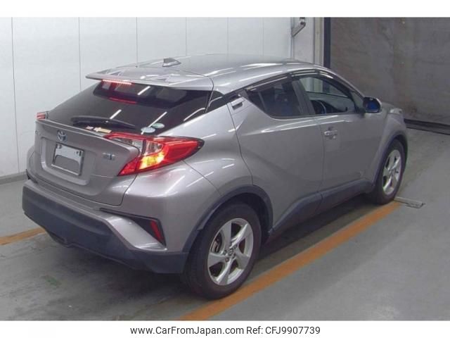 toyota c-hr 2017 quick_quick_DAA-ZYX10_2049833 image 2