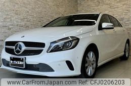 mercedes-benz a-class 2016 quick_quick_176042_WDD1760422V115711