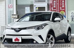 toyota c-hr 2017 -TOYOTA--C-HR DAA-ZYX10--ZYX10-2018195---TOYOTA--C-HR DAA-ZYX10--ZYX10-2018195-