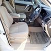 toyota land-cruiser-prado 2019 24232703 image 16