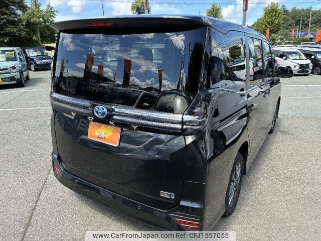toyota voxy 2022 CFJ1557055 image 2