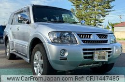 mitsubishi pajero 2005 GOO_JP_700090373030250720001