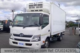 hino dutro 2015 GOO_NET_EXCHANGE_0404296A30240916W007