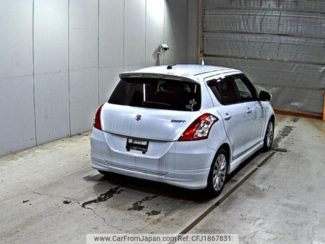 suzuki swift 2012 CFJ1867831 image 2