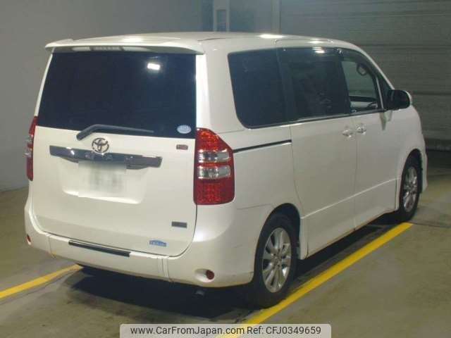 toyota noah 2010 -TOYOTA 【横浜 335ﾔ5525】--Noah DBA-ZRR70Wｶｲ--ZRR70-0386839---TOYOTA 【横浜 335ﾔ5525】--Noah DBA-ZRR70Wｶｲ--ZRR70-0386839- image 2