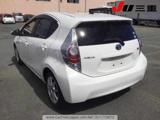 toyota aqua 2012 CFJ1715073 image 2