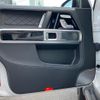 mercedes-benz g-class 2019 GOO_JP_700020345730250619001 image 11