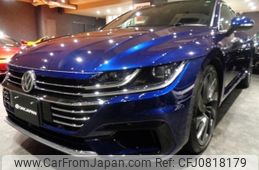 volkswagen arteon 2018 -VOLKSWAGEN--VW Arteon 3HDJHF--WVWZZZ3HZJE525989---VOLKSWAGEN--VW Arteon 3HDJHF--WVWZZZ3HZJE525989-