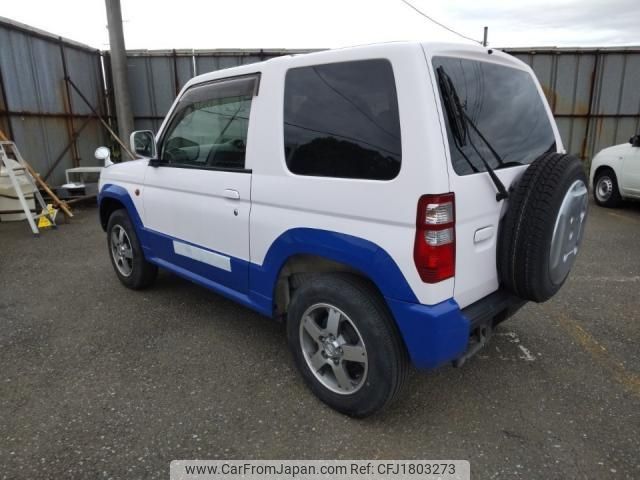 nissan kix 2012 CFJ1803273 image 2