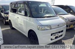 daihatsu tanto 2007 CFJ1790575