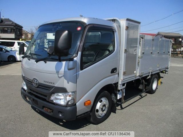 toyota dyna-truck 2017 quick_quick_TKG-XZU645_XZU645-0003423 image 1