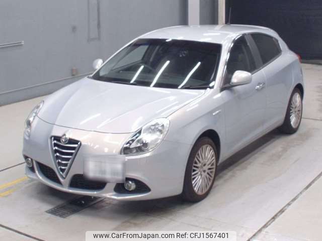alfa-romeo giulietta 2015 CFJ1567401 image 1