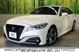 toyota crown 2018 CFJ1395322