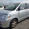 toyota noah 2005 AZR60-0418272 image 1