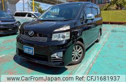 toyota voxy 2012 CFJ1681937