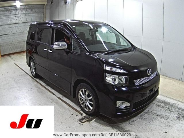 toyota voxy 2010 CFJ1830029 image 1