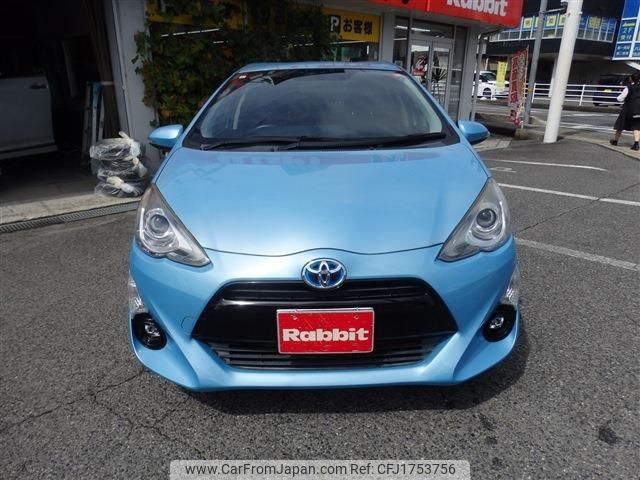 toyota aqua 2015 CFJ1753756 image 2