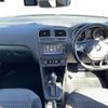 volkswagen polo 2017 -VOLKSWAGEN--VW Polo DBA-6RCJZ--WVWZZZ6RZHU064242---VOLKSWAGEN--VW Polo DBA-6RCJZ--WVWZZZ6RZHU064242- image 16