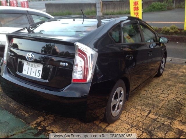 toyota prius 2013 -TOYOTA 【名変中 】--Prius ZVW30--5632092---TOYOTA 【名変中 】--Prius ZVW30--5632092- image 2