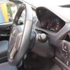 toyota voxy 2018 -TOYOTA--Voxy ZRR80W--0460042---TOYOTA--Voxy ZRR80W--0460042- image 17
