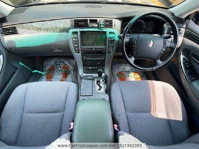 toyota crown 2005 504928-931367 image 1