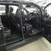 toyota noah 2017 -TOYOTA--Noah DAA-ZWR80W--ZWR80-0300250---TOYOTA--Noah DAA-ZWR80W--ZWR80-0300250- image 11