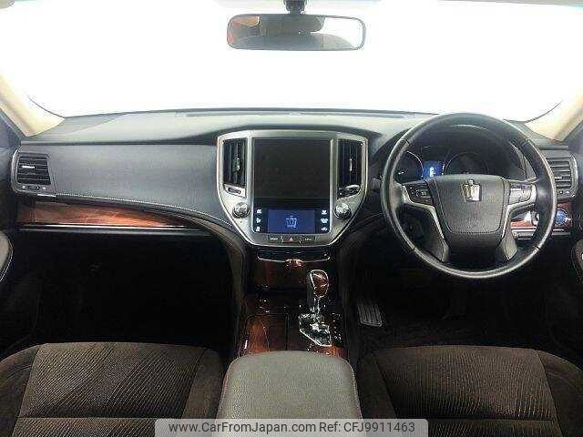 toyota crown 2013 504928-921938 image 1