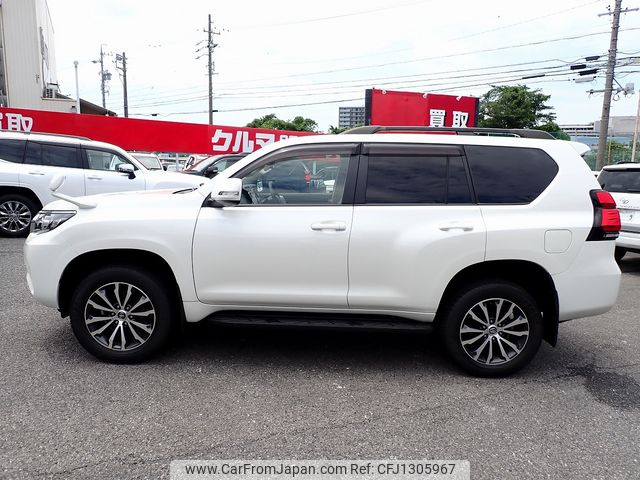 toyota land-cruiser-prado 2021 25631316 image 2
