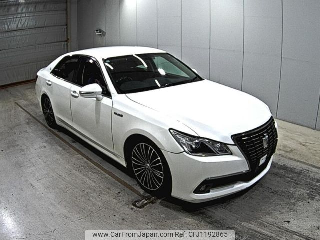 toyota crown 2013 -TOYOTA--Crown AWS210-6048843---TOYOTA--Crown AWS210-6048843- image 1