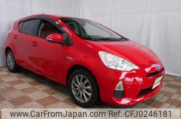 toyota aqua 2013 -TOYOTA--AQUA NHP10--2219090---TOYOTA--AQUA NHP10--2219090-