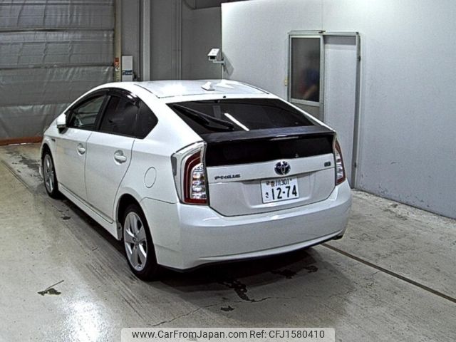 toyota prius 2013 CFJ1580410 image 2