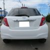 toyota vitz 2013 CFJ1557366 image 2