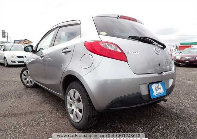mazda demio 2010 646828-N2025050185F-27 image 2