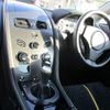 aston-martin v8-vantage 2016 CFJ1799100 image 3