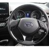 toyota c-hr 2017 quick_quick_DAA-ZYX10_ZYX10-2022400 image 18