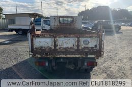 isuzu elf-truck 2002 CFJ1818299