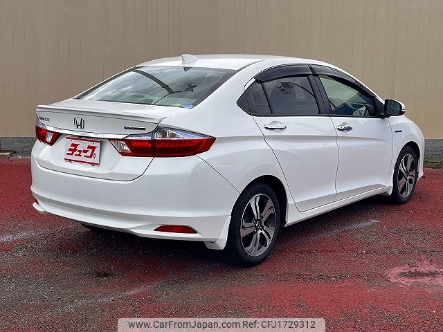 honda grace 2014 CFJ1729312 image 2